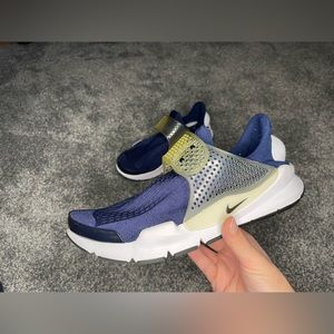 Nike Sock Darts